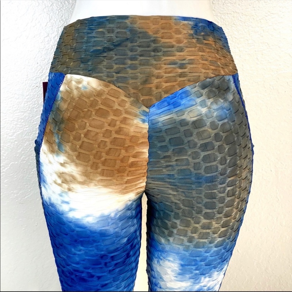 Tie Dye Scrunch top and Leggings set - Picture 2 of 9